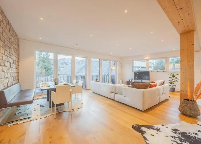 Luxury Penthouse דירה *